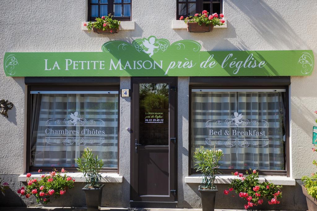 La Petite Maison Pres De L'Eglise Meillac Exterior photo